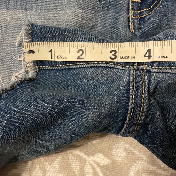 KanCan denim shorts 💙 Size Large - Picture 3 of 4